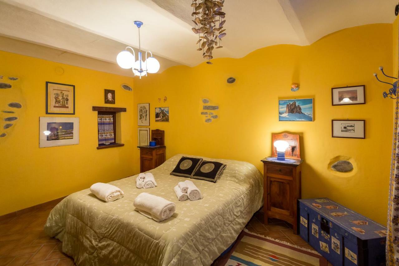 Гостевой дом Relax Nel Noccioleto Новелло Экстерьер фото
